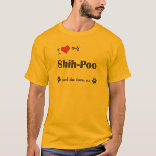 Jag älskar mitt Shih-Bajs (den kvinnliga hunden) T-shirt