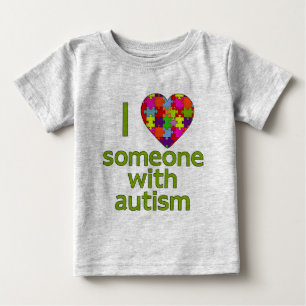 JAG ÄLSKAR NÅGON MED AUTISM TEE