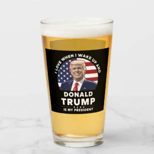 Jag älskar när jag vaknar och Donald Trump är min Glaskopp
