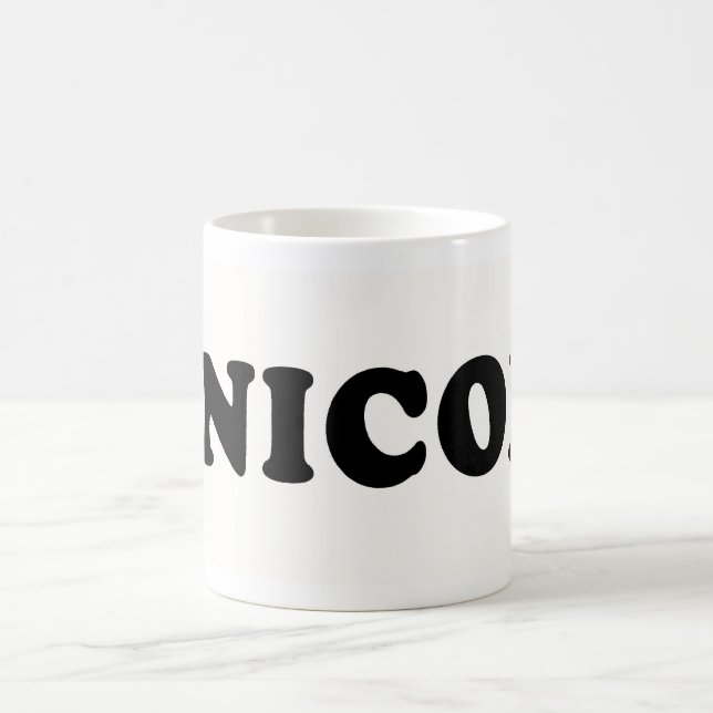JAG ÄLSKAR NICOLE KAFFEMUGG (Center)