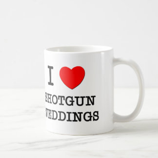 Jag älskar pistolbröllop kaffemugg