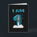 JAG ÄR 1 ÅR GAMMAL 1:a födelsedag Småbarn Space Kort<br><div class="desc">Första födelsedag: 1 ÅR ÅR GAMMAL Småbarn ger utrymme åt födelsedag! För son,  brorson,  barnbarn och småbarn! En födelsedagsfest på rymden,  en första födelsedagskjorta,  en första födelsedagspresent,  1-åring eller 1:a födelsedagspresent!</div>
