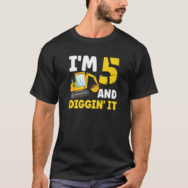 Jag är 5 och Gräver den 5:e fågelfågeln. T Shirt (Framsida)