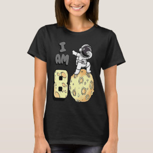 Jag är 8 Space Astronaut Kid Måne Walker 8th Birth T Shirt
