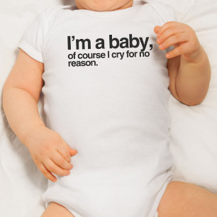 Jag är baby, naturligtvis gråter jag utan anlednin t shirt