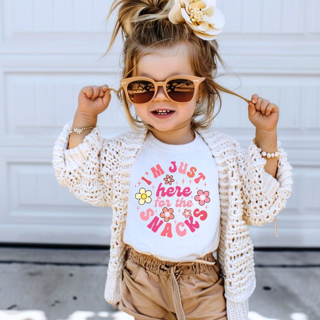 Jag är bara här för snackernas Retro Flower Cute T Shirt (Skapare uppladdad)