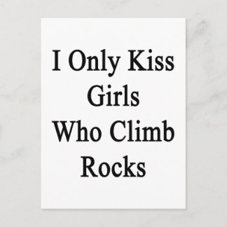 Jag är bara Kiss Girls som klättrar upp i Sten Vykort