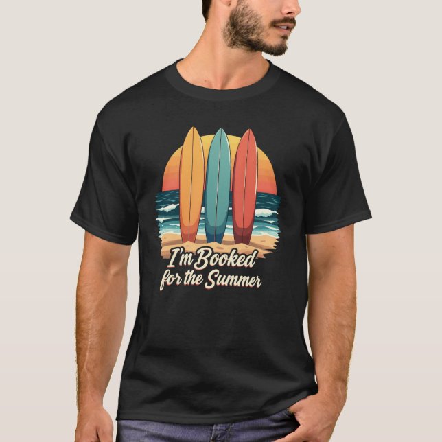 Jag är bokad för sommaren – rolig läsningstext t shirt (Framsida)