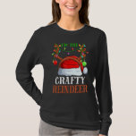 Jag är Crafty Reindeer-julfamiljen Pajamas T Shirt<br><div class="desc">Jag är Crafty Reindeer jul Pajamas Family Julafton</div>
