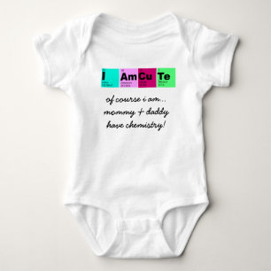 Jag är CuTe (mamma och pappa har kemi!) Tee Shirt