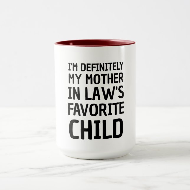 Jag är definitivt mitt favoritbarn i svärmorna mugg (Center)