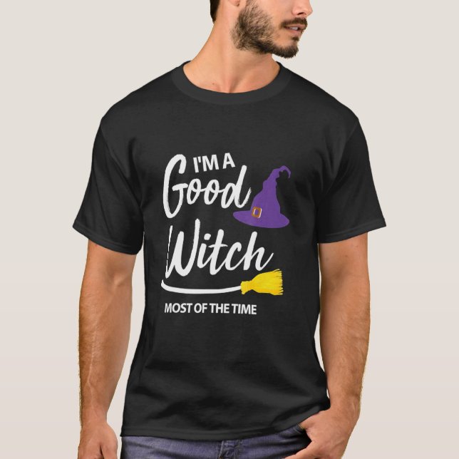 Jag är en Bra Witch, mestadels på tidshuset Hallow T Shirt (Framsida)