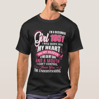 Jag är en decemberflicka 1951 Tshirt 69 år gammal T Shirt