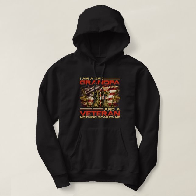 Jag är en farfar och en veteran inget Skrämmer Hoodie (Design framsida)