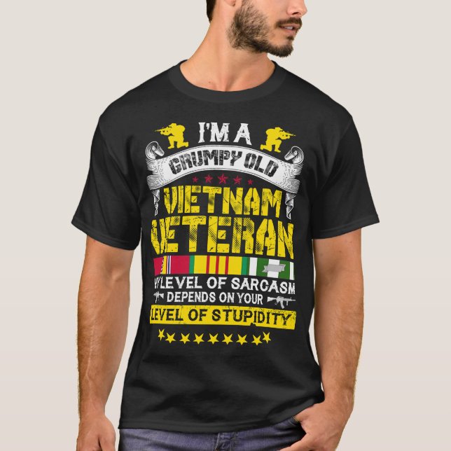 Jag är en grumpy Old US Vietnam Veteran T Shirt (Framsida)