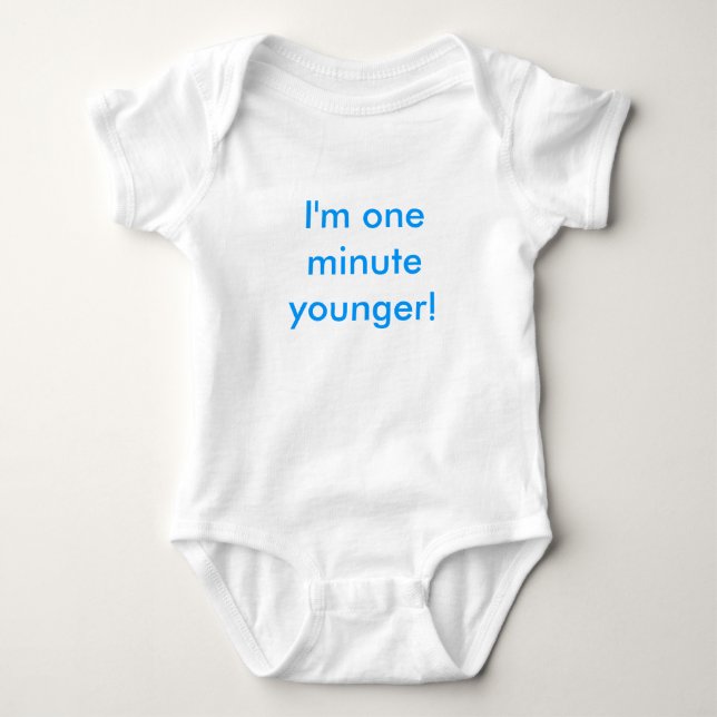 Jag är en minut yngre! t-shirt (Framsida)