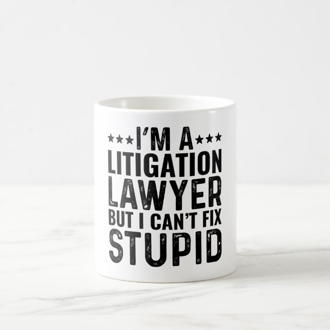 JAG ÄR EN Rättegångsadvokat Men Jag Kan Inte Fixa  Kaffemugg (Center)