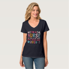 Jag är en sjuksköterska Glad sjuksköterskevcka 202 T Shirt