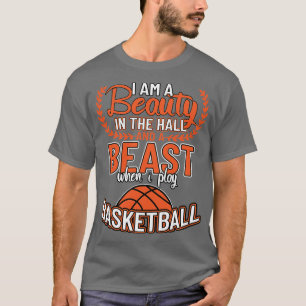 Jag är en skönhet i Beastens basket i hallen T Shirt