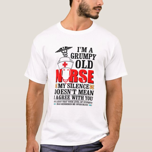 Jag är en stor gammal sjuksköterska. t shirt (Framsida)
