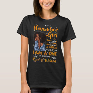 Jag är en tjej i november, svart kvinna i november t shirt