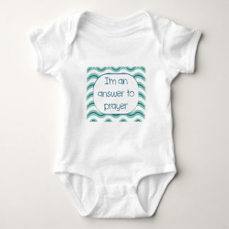 Jag är ett svar till bön (pojk) tee shirt