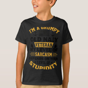 Jag är grinig gammal marin veteran rolig pensioner t shirt