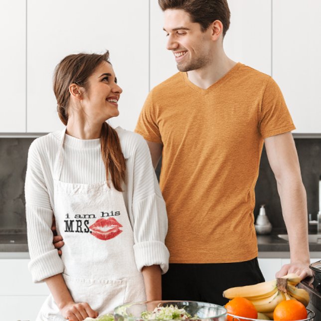 Jag är hans fru. förkläde (Skapare uppladdad)