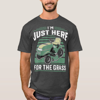Jag är här för gräsmattans mossning t shirt