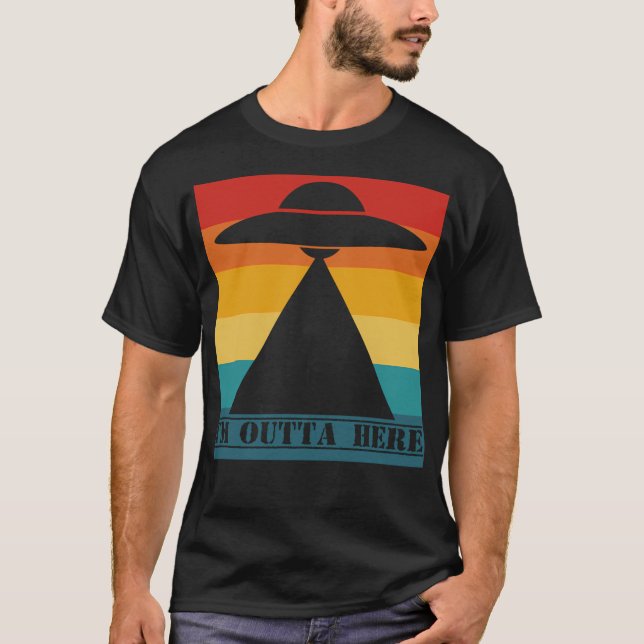 Jag är härifrån - Ufo Flies Saucer T Shirt (Framsida)