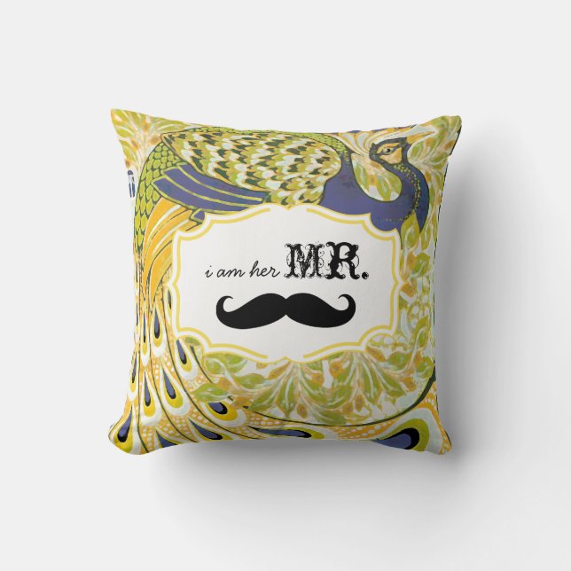 Jag är hennes Gult Lila Mustache Peacock Pillow Kudde (Framsida)