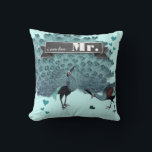 Jag är hennes mr Peacock Pillow Kudde<br><div class="desc">Teal Aqua Vintage Modern inbjudningar till fotbolls-bröllop</div>