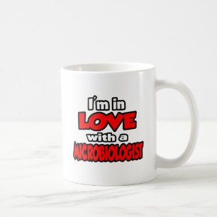 Jag är i Kärlek med en mikrobiolog Kaffemugg