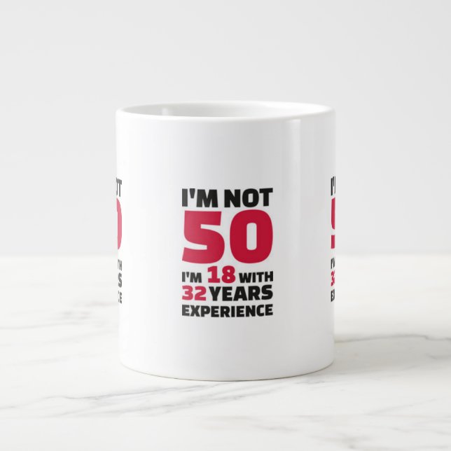 Jag är inte 50-funna citat med svart PinkText Jumbo Mugg (Framsidan)