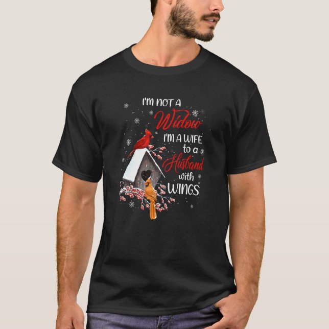 Jag är inte änka utan hustru till Make T Shirt (Framsida)