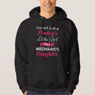 Jag är inte bara en pappas lilla flicka, jag är en hoodie
