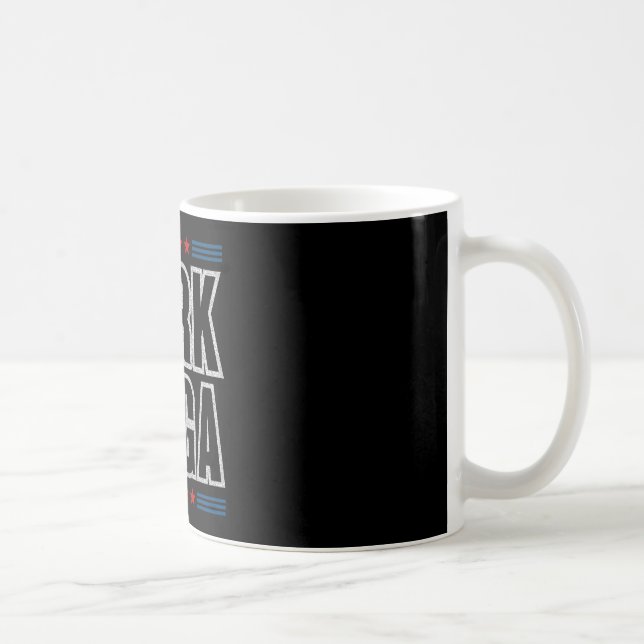 Jag är inte bara Mörk Trump 2024 Val 1 Kaffemugg (Höger)