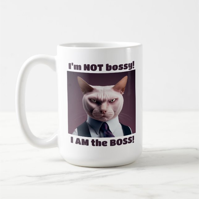 Jag är inte Bossy, jag är Chef - Lustigt Chef Cat Kaffemugg (Vänster)