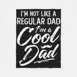 Jag är inte en vanlig pappa jag är en cool pappa p fleecefilt