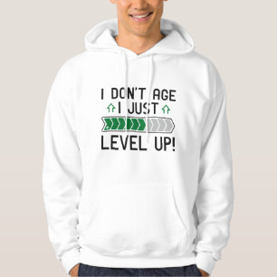 Jag är inte gammal. Jag bara jämnar upp mig Hoodie