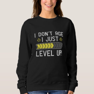 Jag är inte gammal. Jag bara jämnar upp mig T Shirt