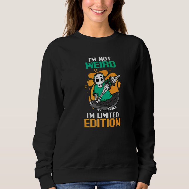 Jag är inte konstig jag är Skeleton Gaming T Shirt (Framsida)