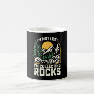 Jag är inte vilse jag samlar stenar kaffemugg