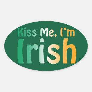Jag är irländare med Irland flagga färg Ovalt Klistermärke