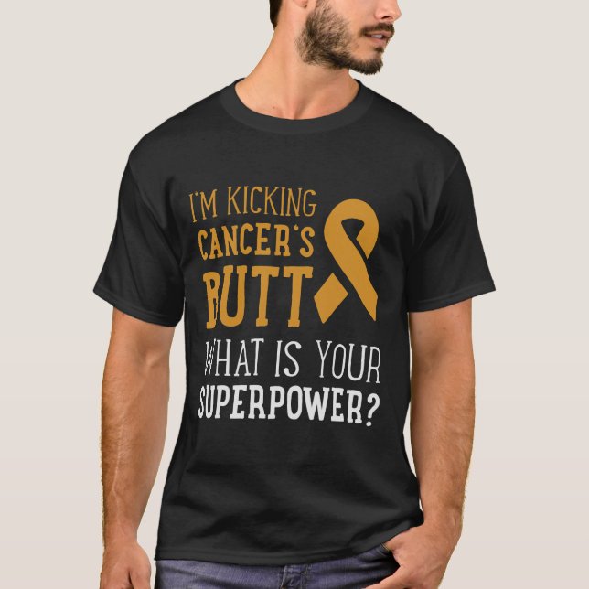 Jag är Kicking Cancers Butt Leukemia Awareness Sur T Shirt (Framsida)