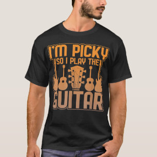 Jag är Kräsen Så Jag Spelar Gitarr Grafisk Pick T Shirt