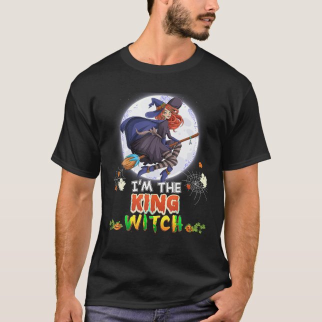 Jag är Kung Witch Halloween som flyger Broom Måne  T Shirt (Framsida)