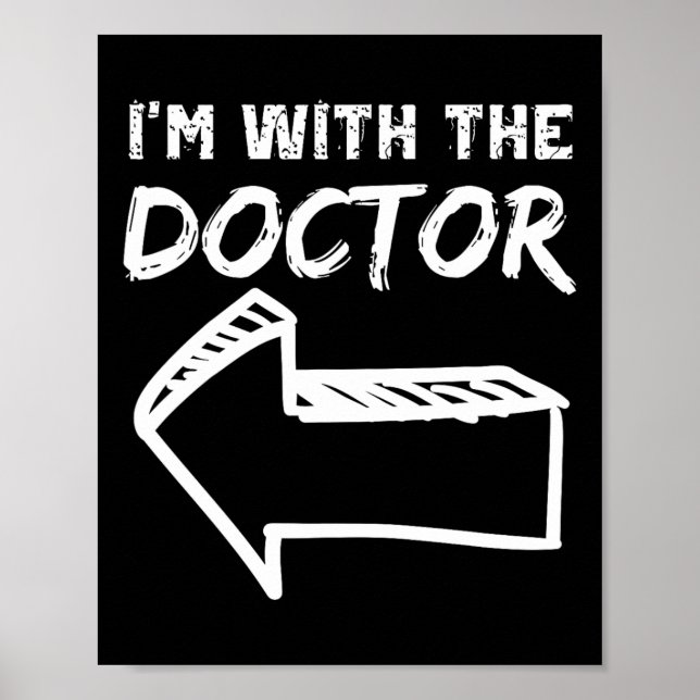Jag är med den Doktor Lämnat pilen Funny Halloween Poster (Framsidan)