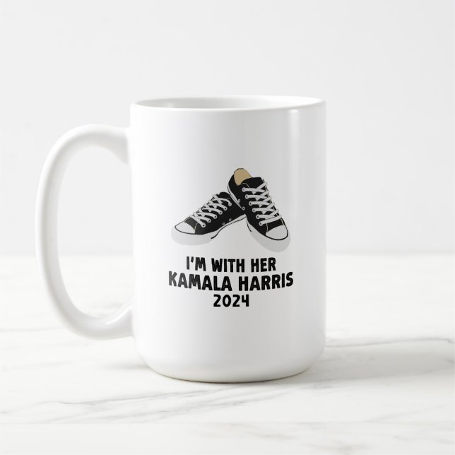 Jag är med hennes Kamala Harris Support Kamala Har Kaffemugg (Vänster)