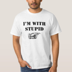 Jag är med idiotisk t-shirt
